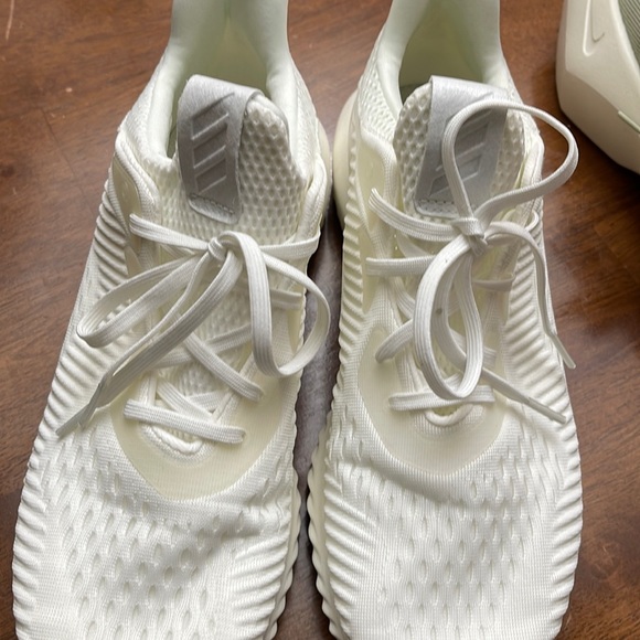 adidas Shoes - Adidas Bounce 9.5